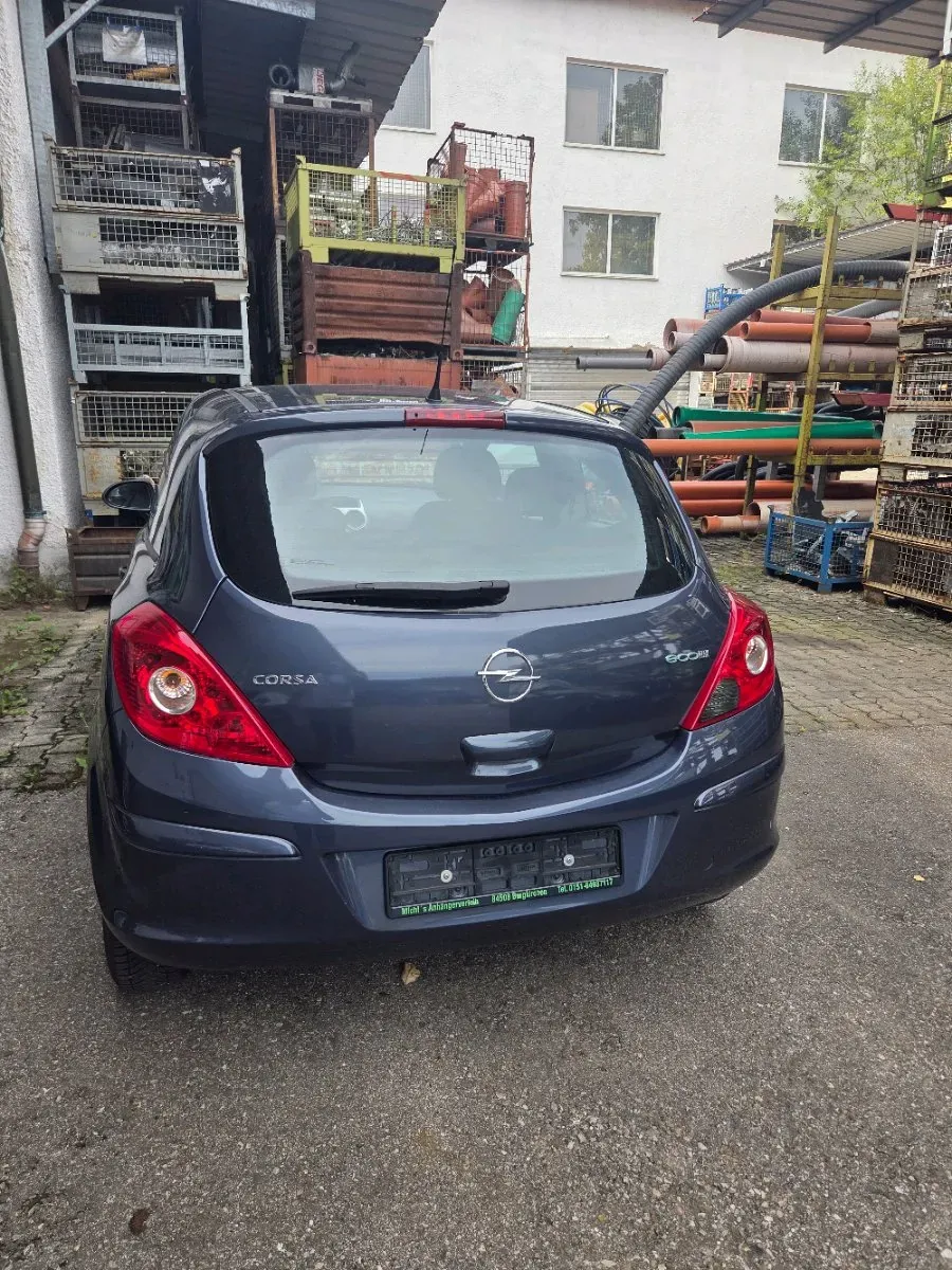 Opel Corsa 2009 photo 2