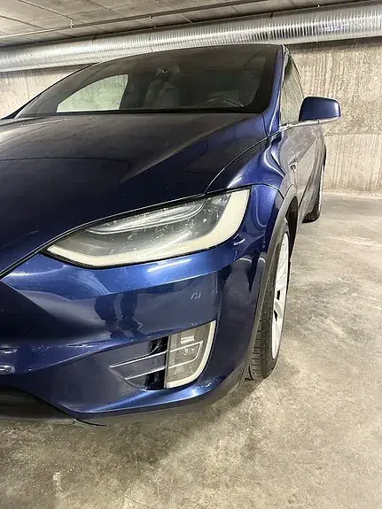 Tesla Model X 2019 photo 2