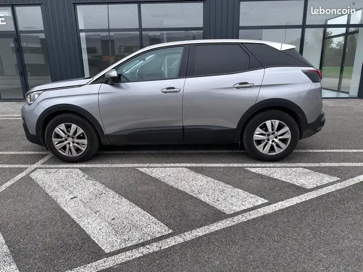 Peugeot 3008 2018 photo 2
