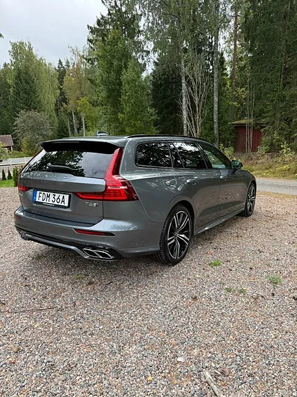 Volvo V60 2020 photo 3