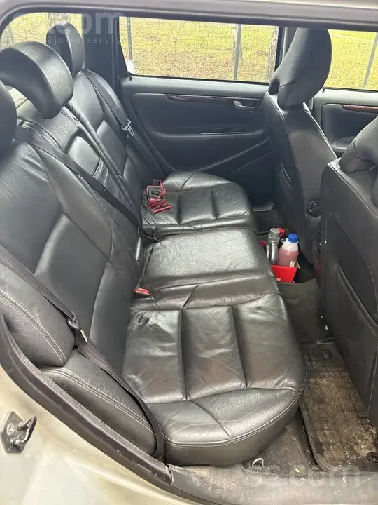Volvo V70 2004 photo 5