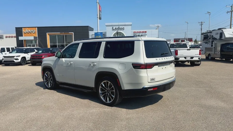 Jeep Wagoneer 2022 photo 4