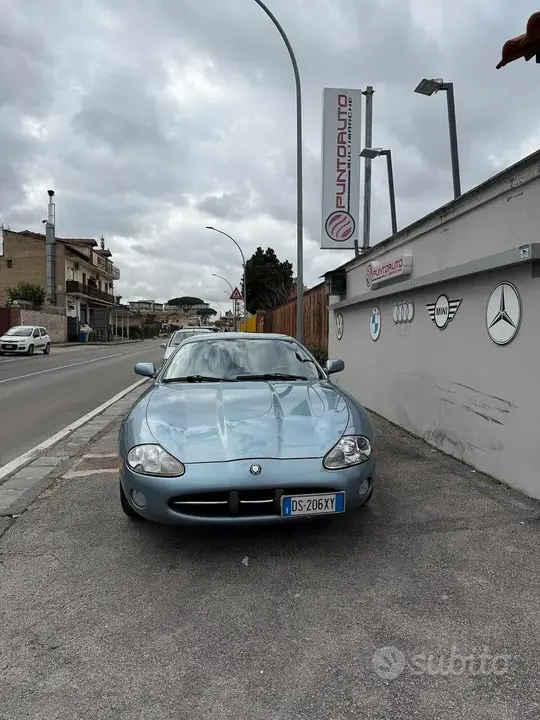 Jaguar Xk8