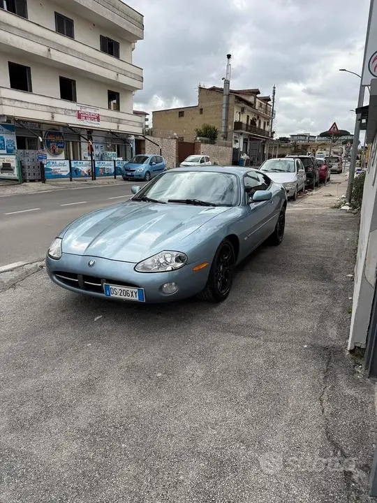 Jaguar Xk8 2002 photo 2