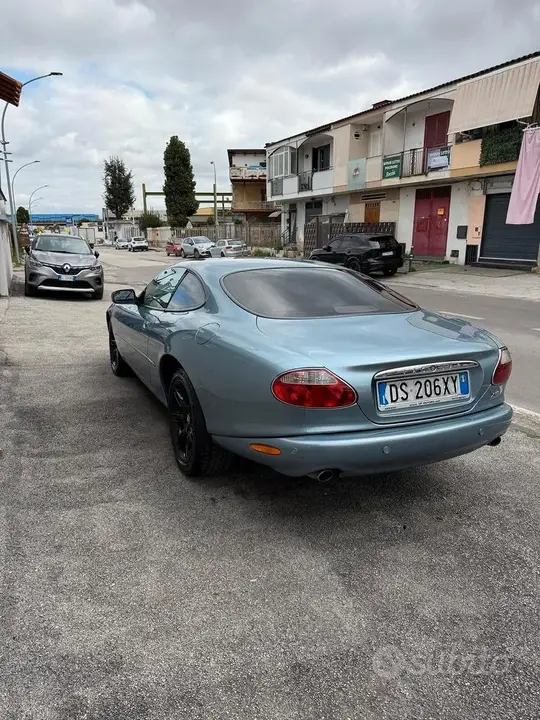Jaguar Xk8 2002 photo 4