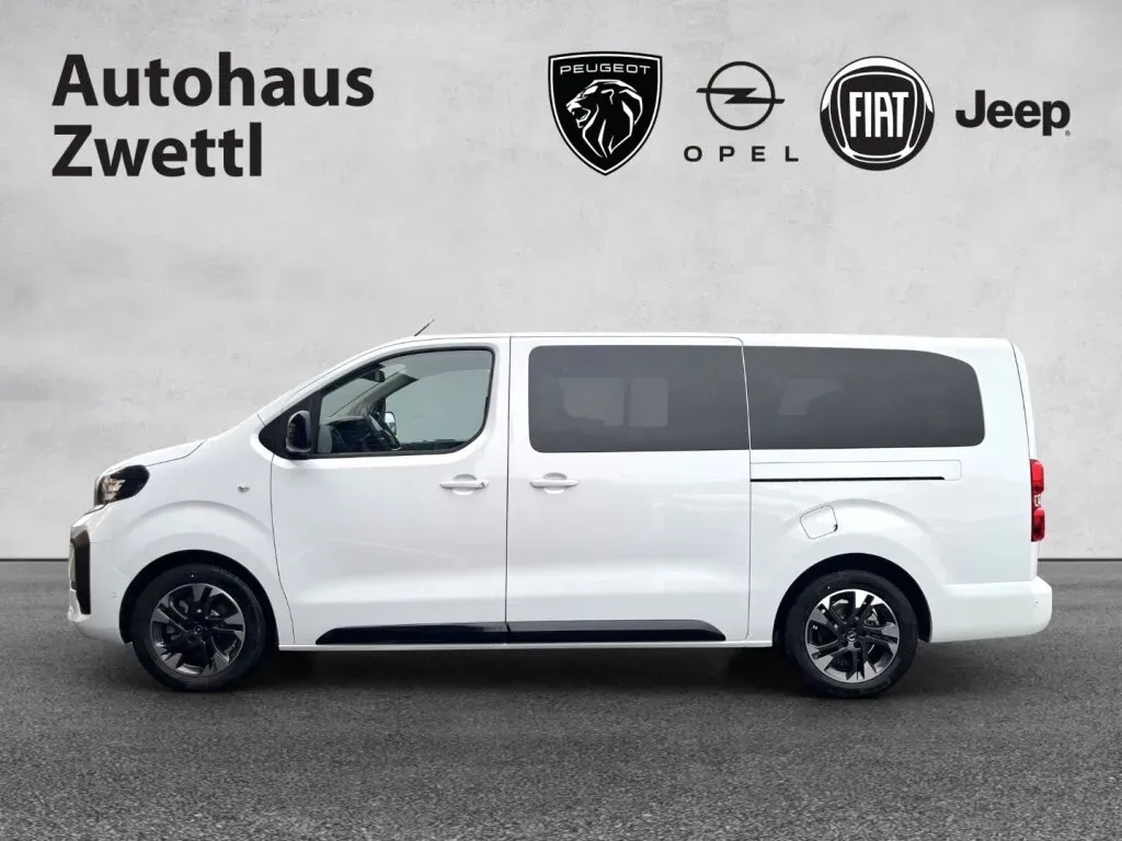 Opel Zafira 2025 photo 3