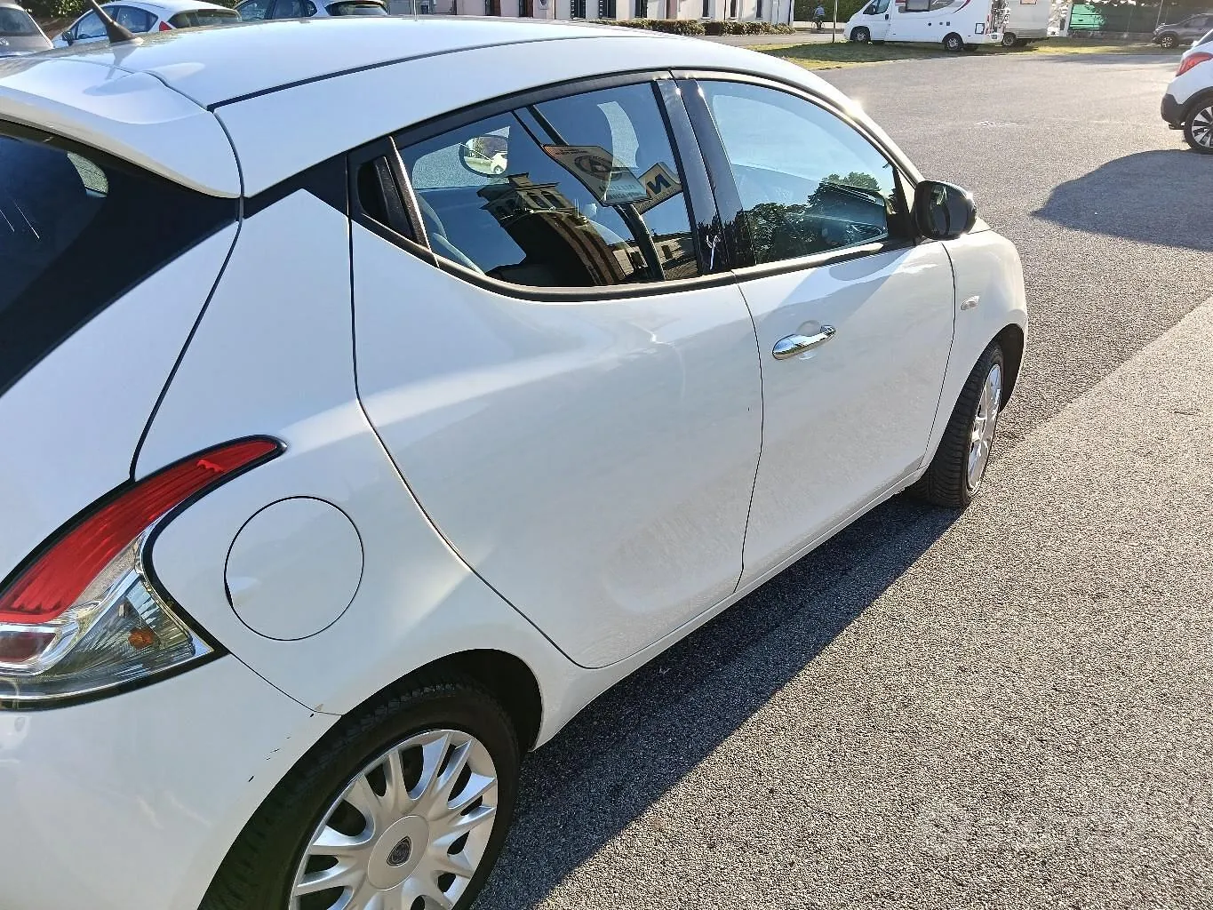 Lancia Ypsilon
