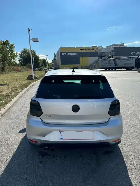 Volkswagen Polo 2015 photo 3