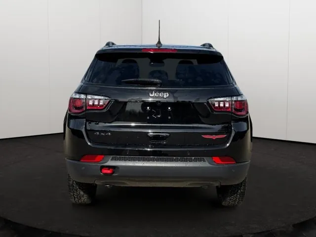 Jeep Compass 2026 photo 5