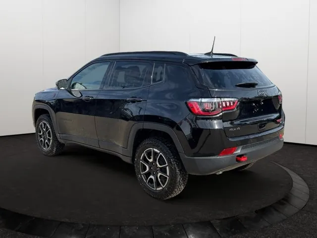 Jeep Compass 2026 photo 4