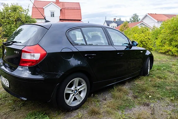 BMW 118I 2006 photo 2