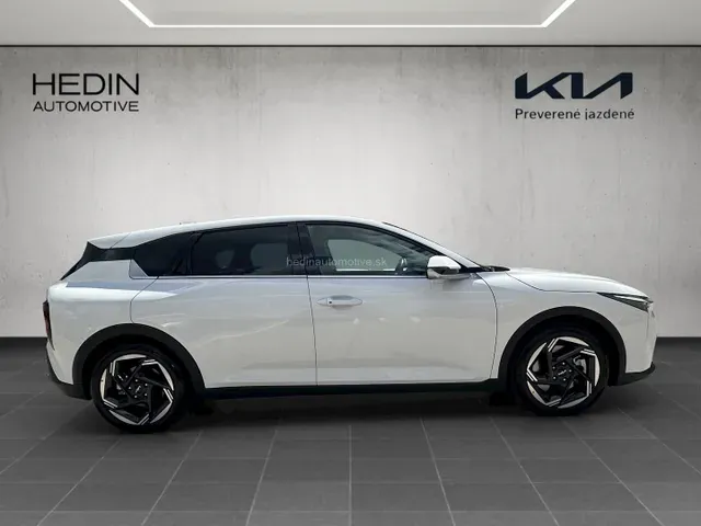 Kia K4 2026 photo 4