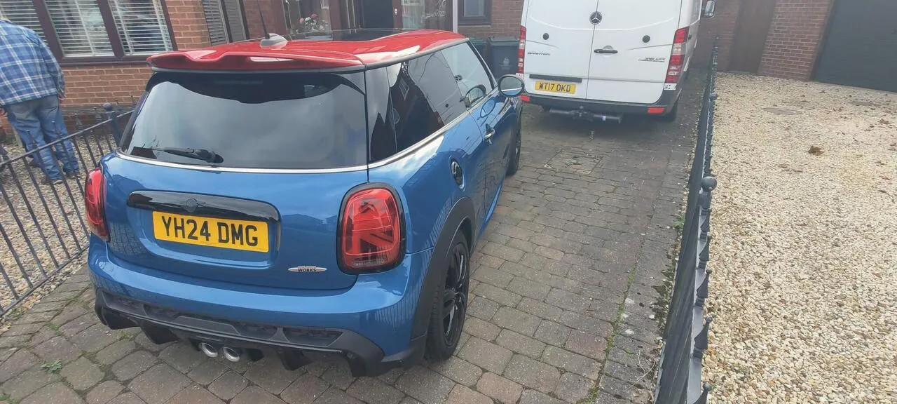 Mini Hatch 2024 photo 3