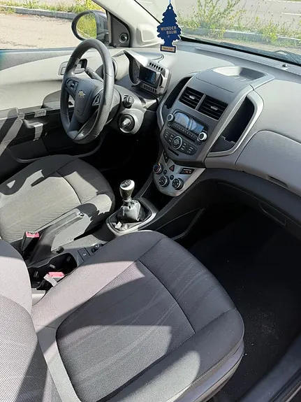 Chevrolet Aveo 2011 photo 5