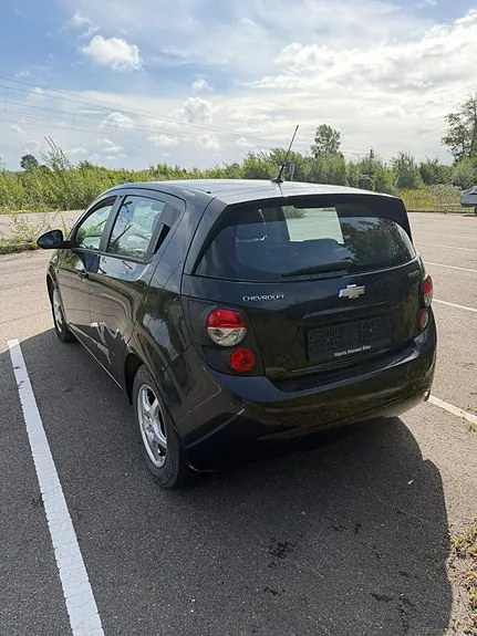 Chevrolet Aveo 2011 photo 3