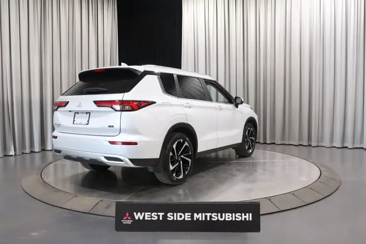 Mitsubishi Outlander 2024 photo 5
