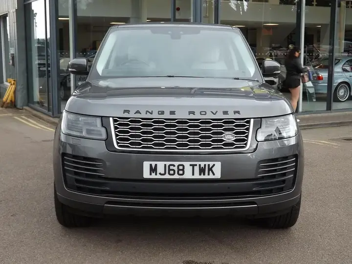 Land Rover Range Rover 2018 photo 2