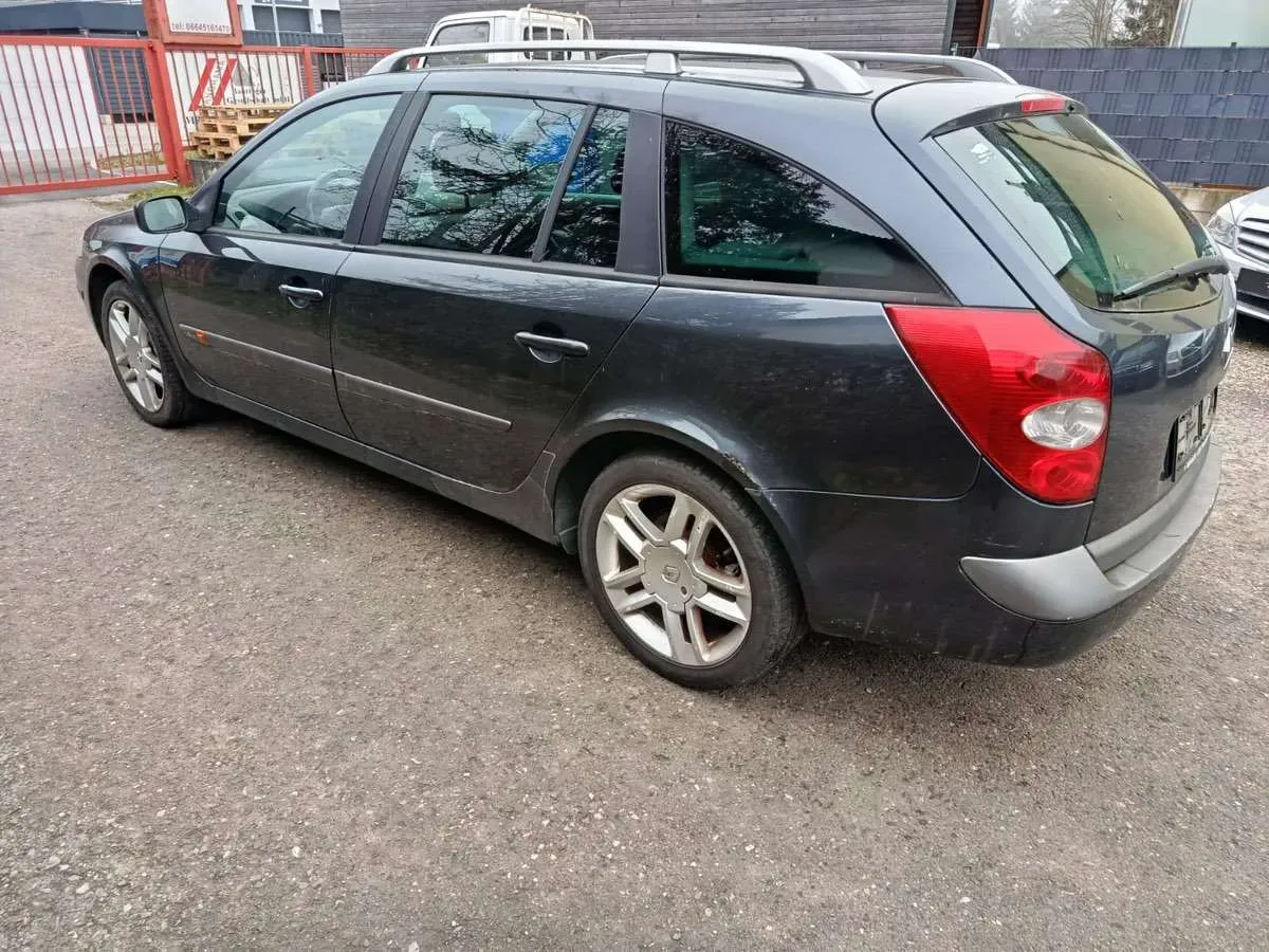 Renault Laguna 2003 photo 3