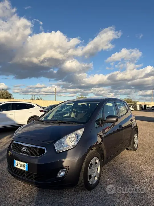 Kia Venga 2014 photo 3