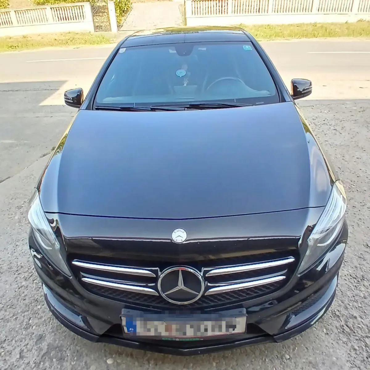 Mercedes-Benz Aklasse 2012 photo 2