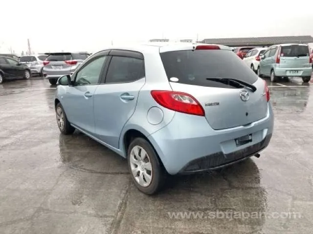 Mazda Demio 2009 photo 3
