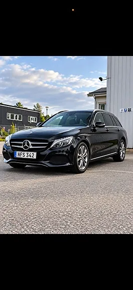 Mercedes-Benz C220
