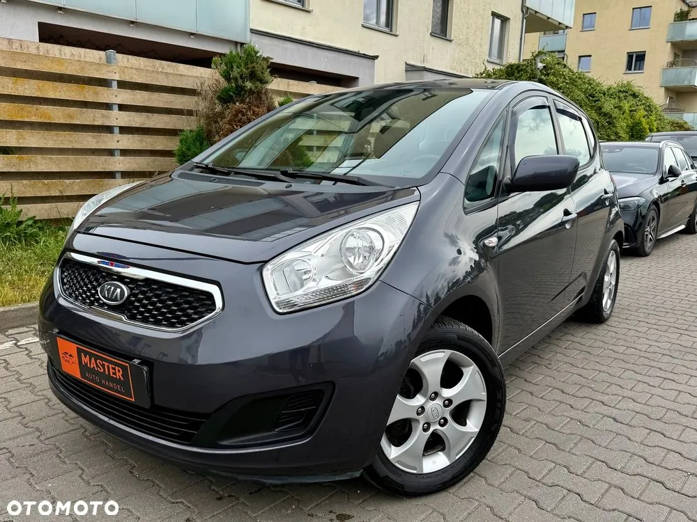 Kia Venga 2011 photo 2