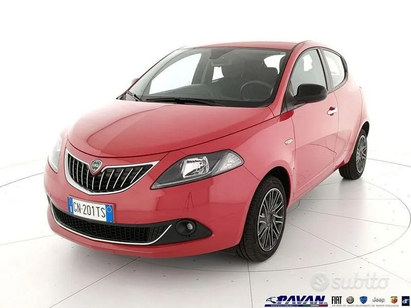 Lancia Ypsilon