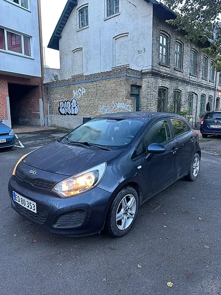 Kia Rio 2013 photo 5