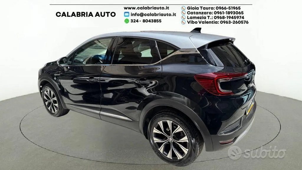 Renault Captur 2023 photo 4
