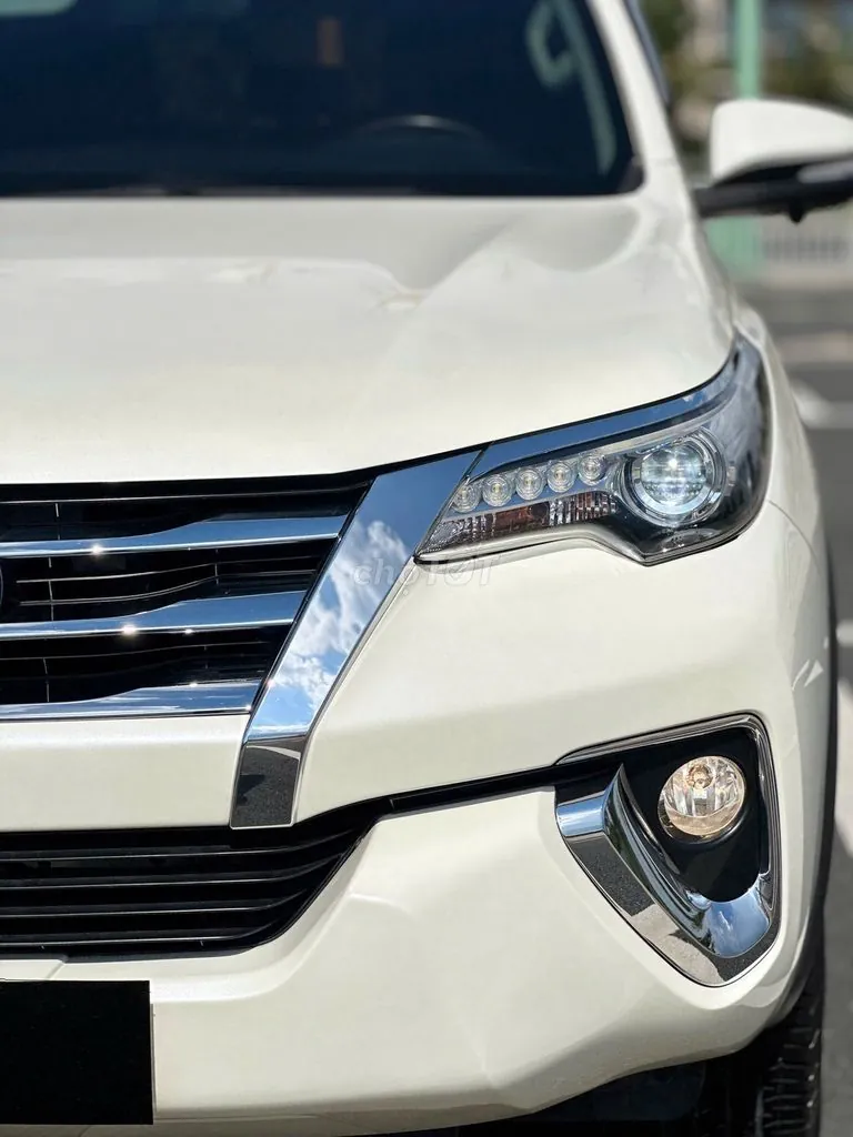 Toyota Fortuner 2018 photo 4