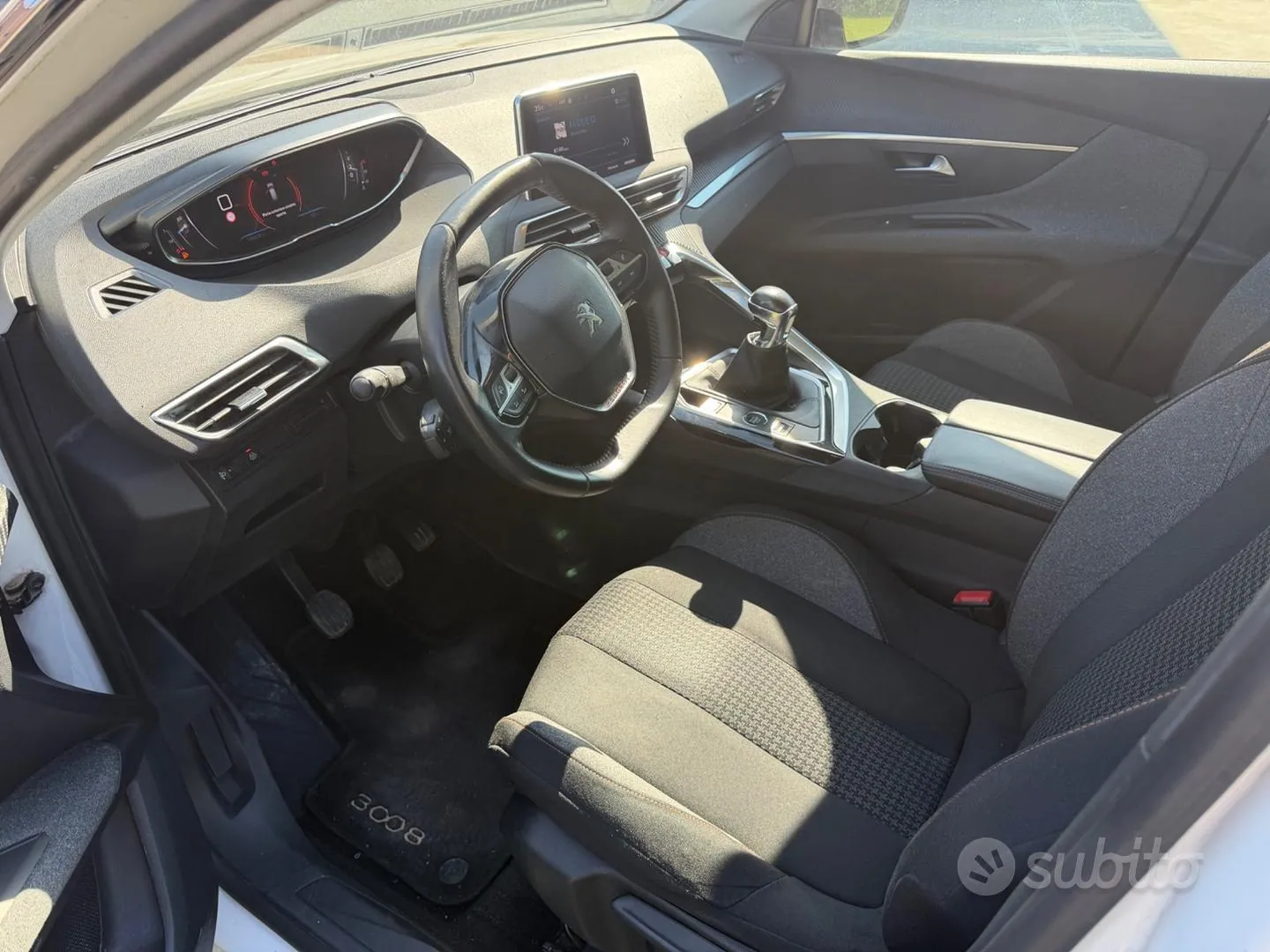 Peugeot 3008 2022 photo 5