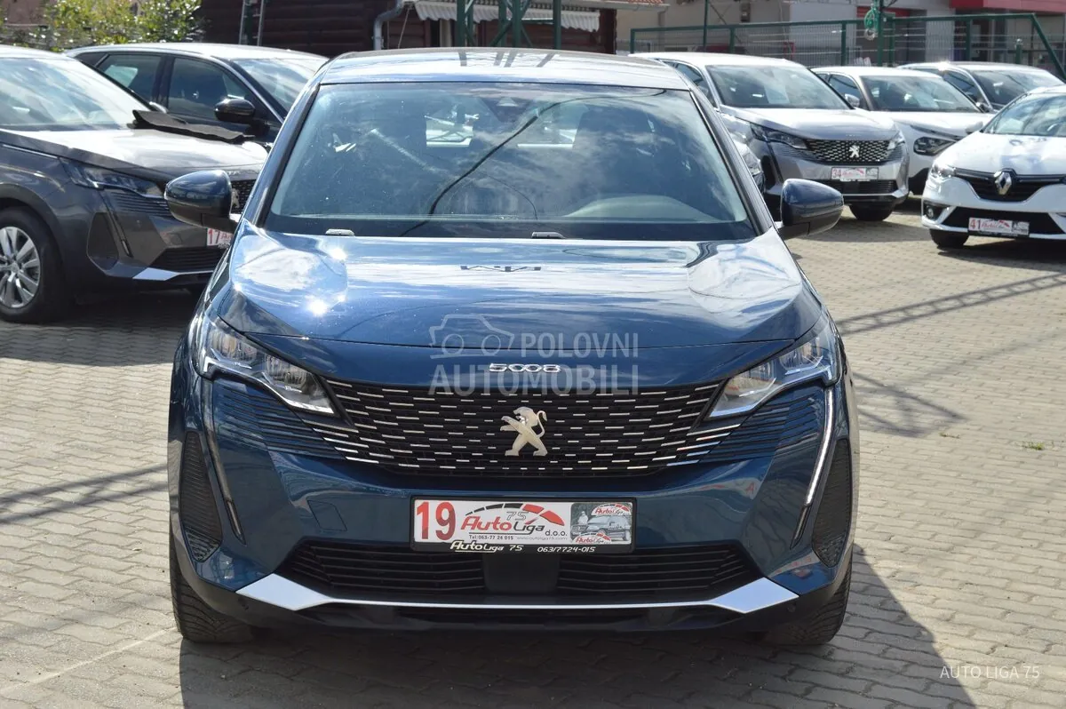 Peugeot 5008 2021 photo 3