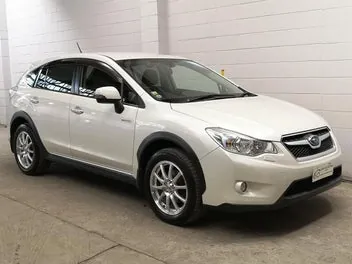 Subaru Xv 2013 photo 2