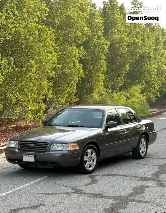 Ford Crown Victoria