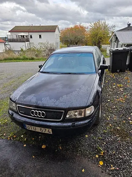 Audi A8 1996 photo 2