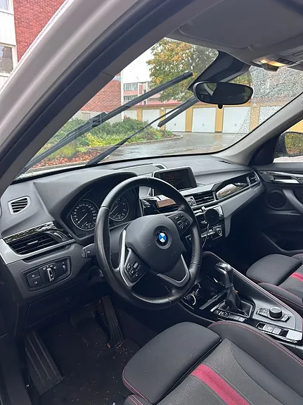BMW X1 2016 photo 2