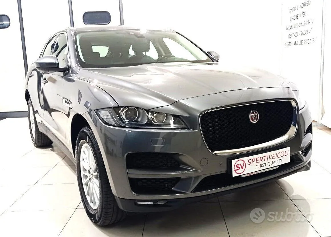 Jaguar F-Pace