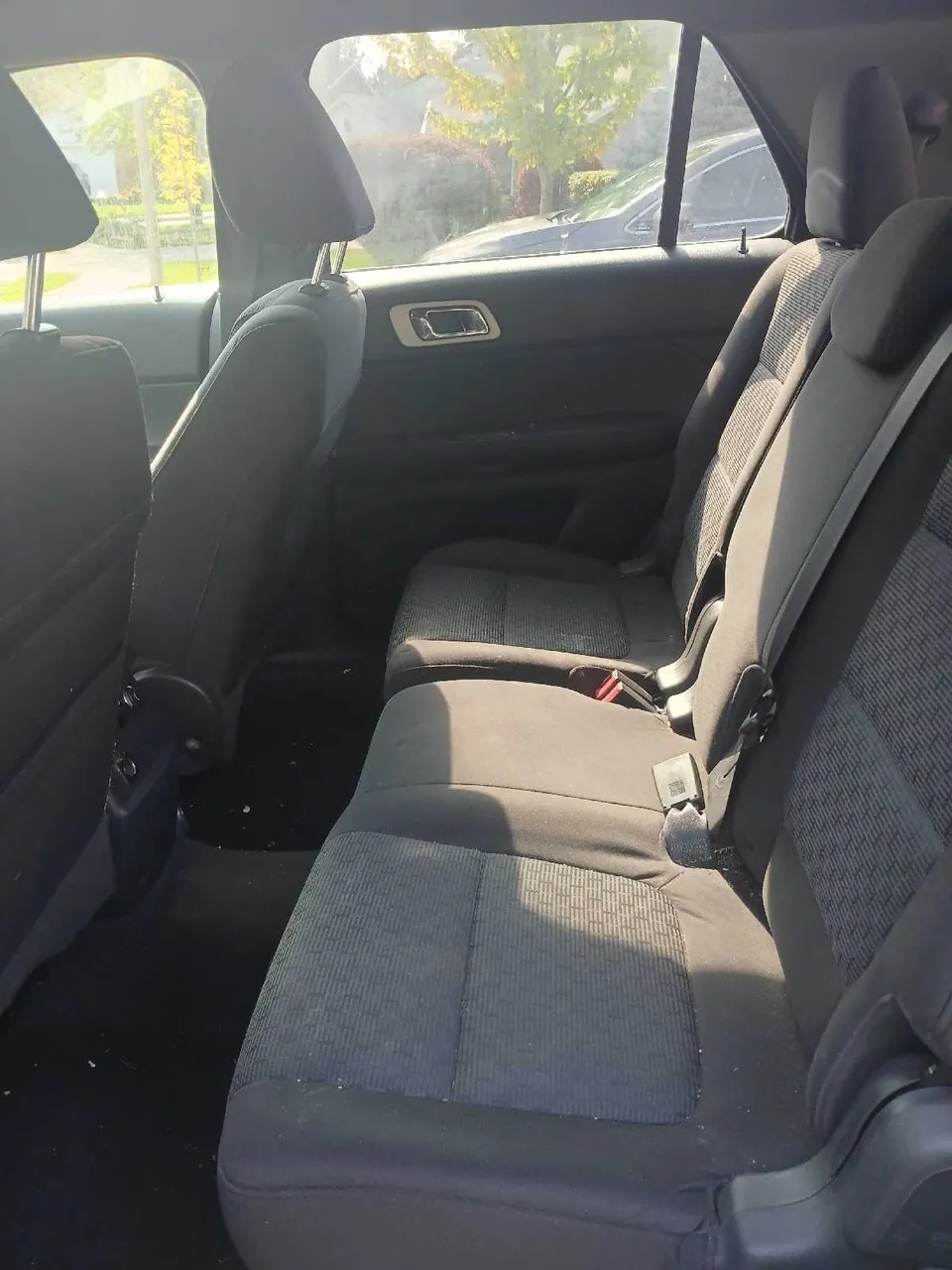 Ford Explorer 2011 photo 5