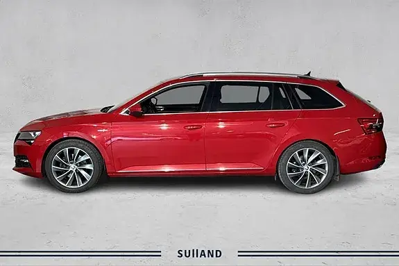 Skoda Superb 2023 photo 2