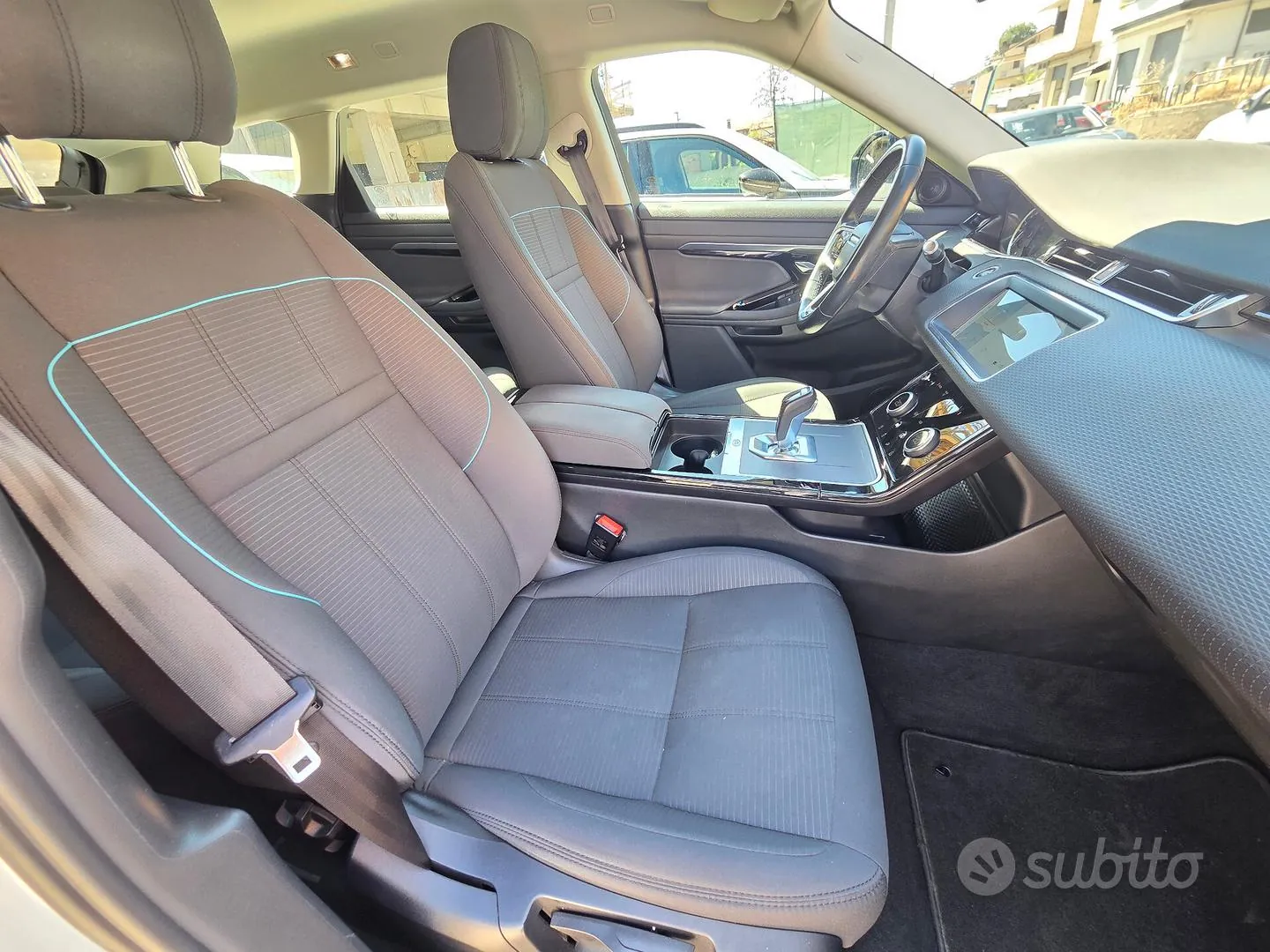 Land Rover Range Rover Evoque 2021 photo 5