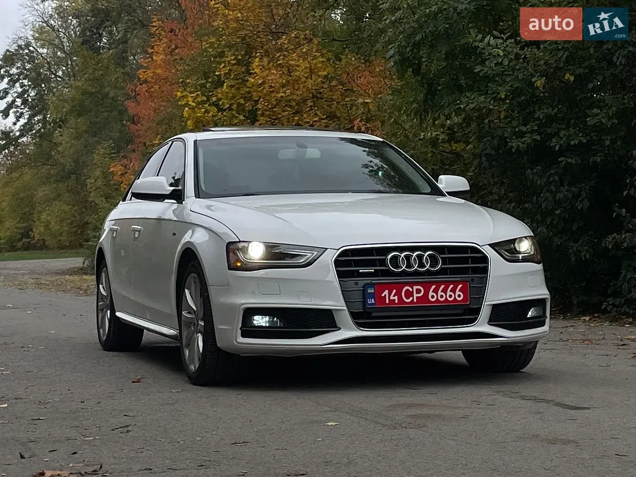 Audi A4 2014 photo 4