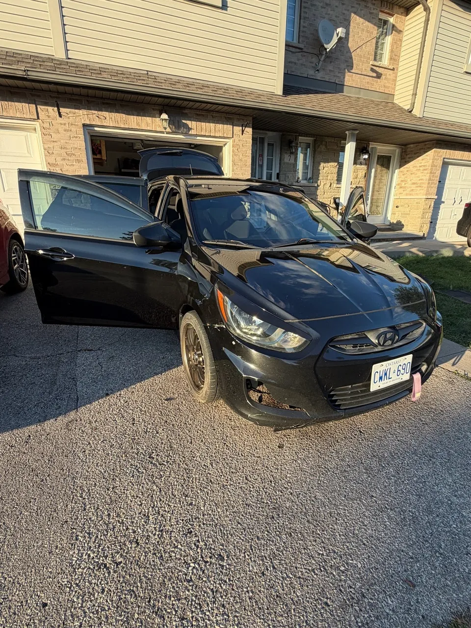 Hyundai Accent 2014 photo 2