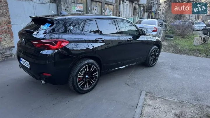 BMW X2 2017 photo 2