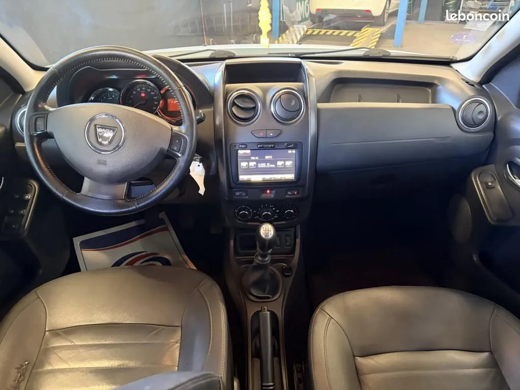 Dacia Duster 2015 photo 3