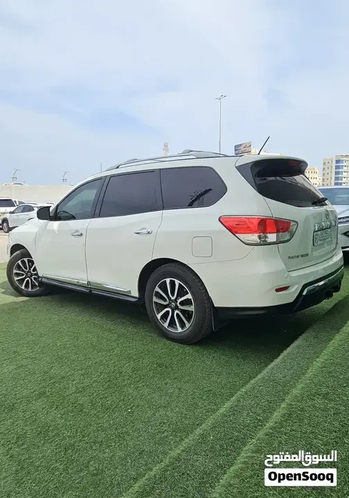 Nissan Pathfinder 2015 photo 3