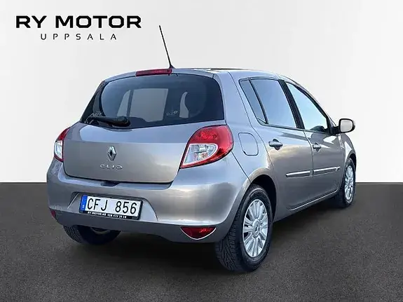 Renault Clio 2011 photo 4