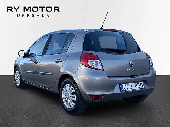 Renault Clio 2011 photo 3
