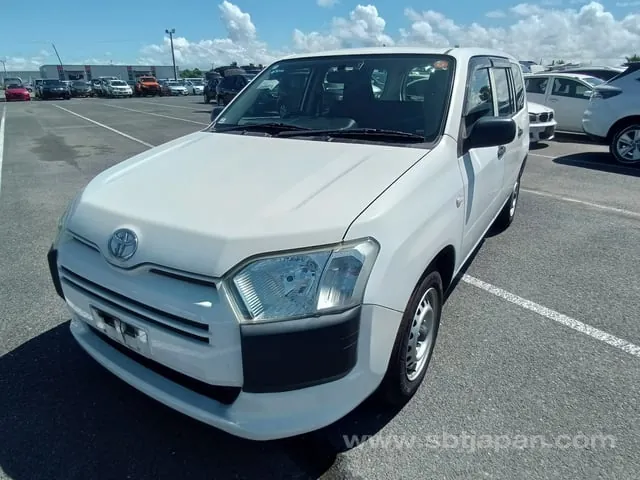 Toyota Probox 2018 photo 2