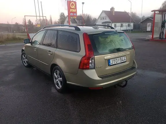 Volvo V50 2010 photo 5